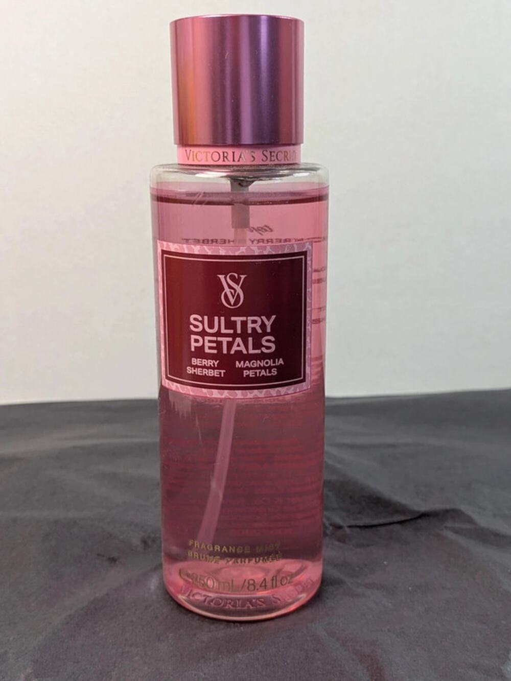 Victoriaโs Secret Sultry Petals Fragrance Mist 8.4 oz Berry Sherbet Magnolia